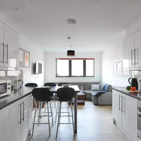 Zeni 5 Bed Apartment In Central Ексетер Екстер'єр фото