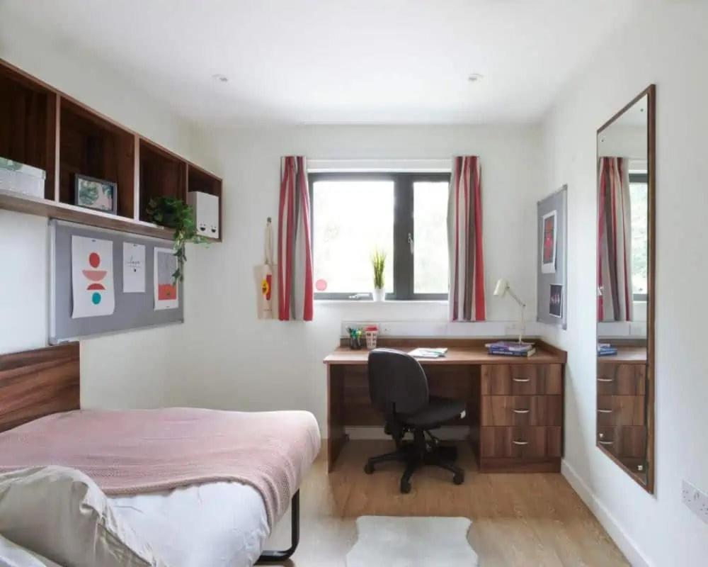 Zeni 5 Bed Apartment In Central Ексетер Екстер'єр фото