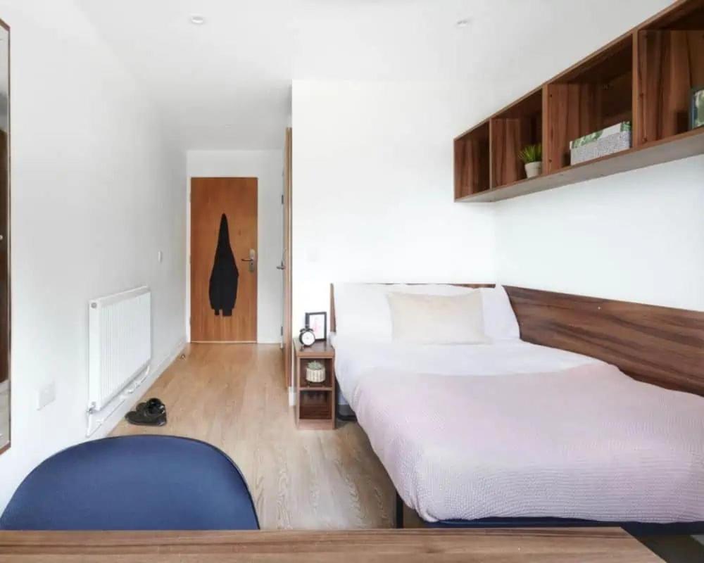 Zeni 5 Bed Apartment In Central Ексетер Екстер'єр фото